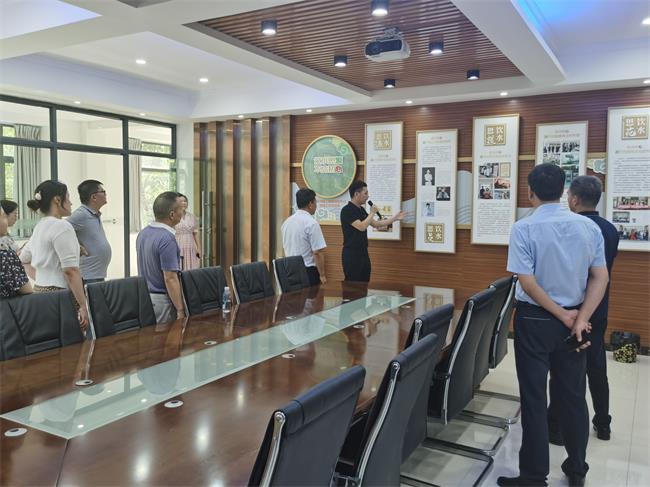 ��Ҹ���ͳս��������������һ�е�����Դͳս����ʵ�����»���